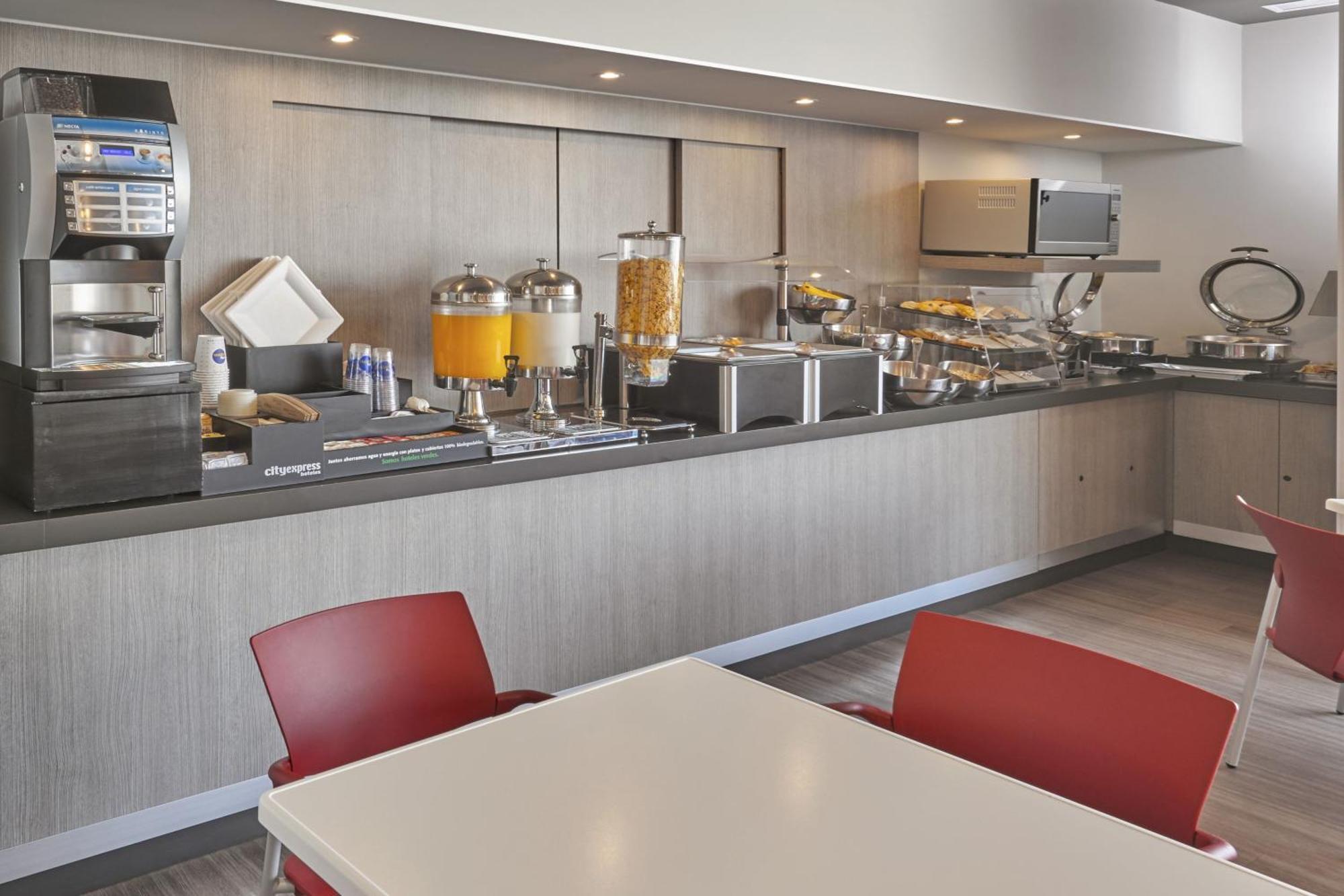 City Express Junior By Marriott San Luis Potosi Carranza Ngoại thất bức ảnh